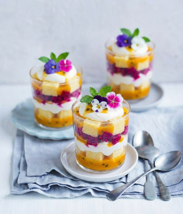 Mini passion fruit and dragon fruit trifle 20pc